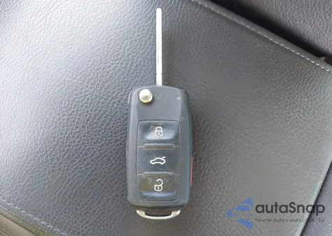 2016 Volkswagen Tiguan Sel из США, поврежденный, VIN WVGBV7AX4GW608802